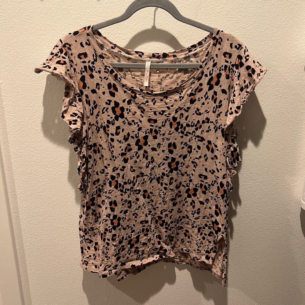 Cheetah/Leopard Pink shirt